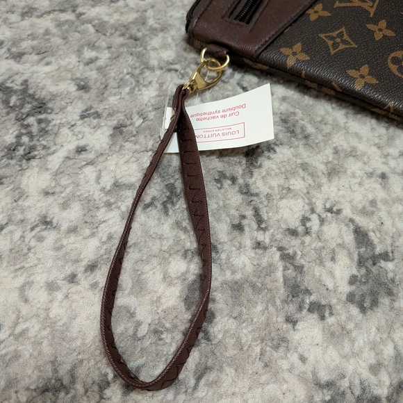 Brown Monogram Womans Clutch - Picture 6 of 6